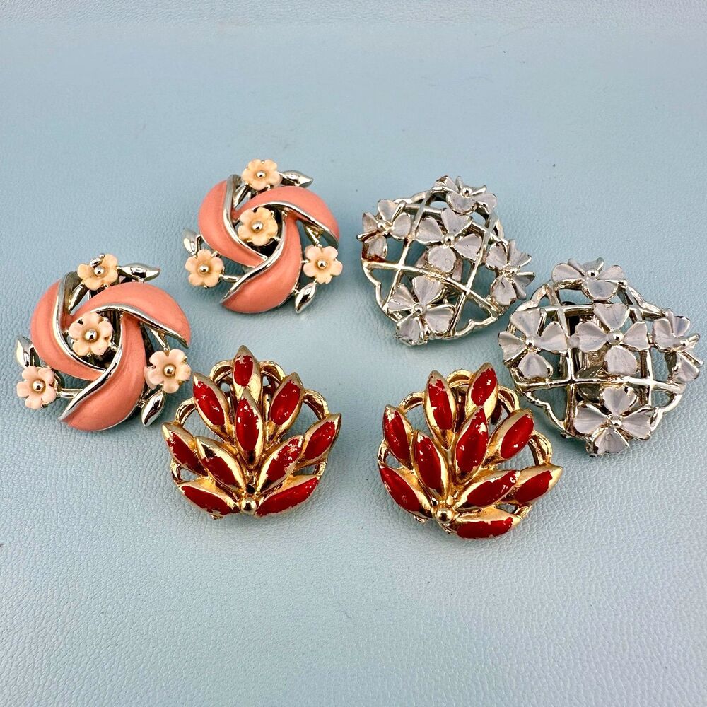 Vintage Enamel Flower Clip Earrings Lot Pink Blue Red Gold Silver Tone 1 Signed